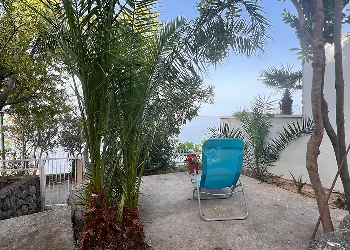Sea Breeze Apartments