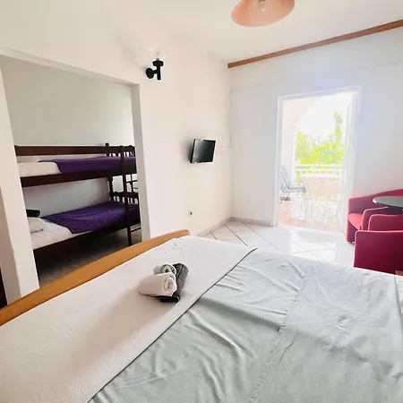 Sea Breeze Apartments Starigrad Paklenica Exterior photo