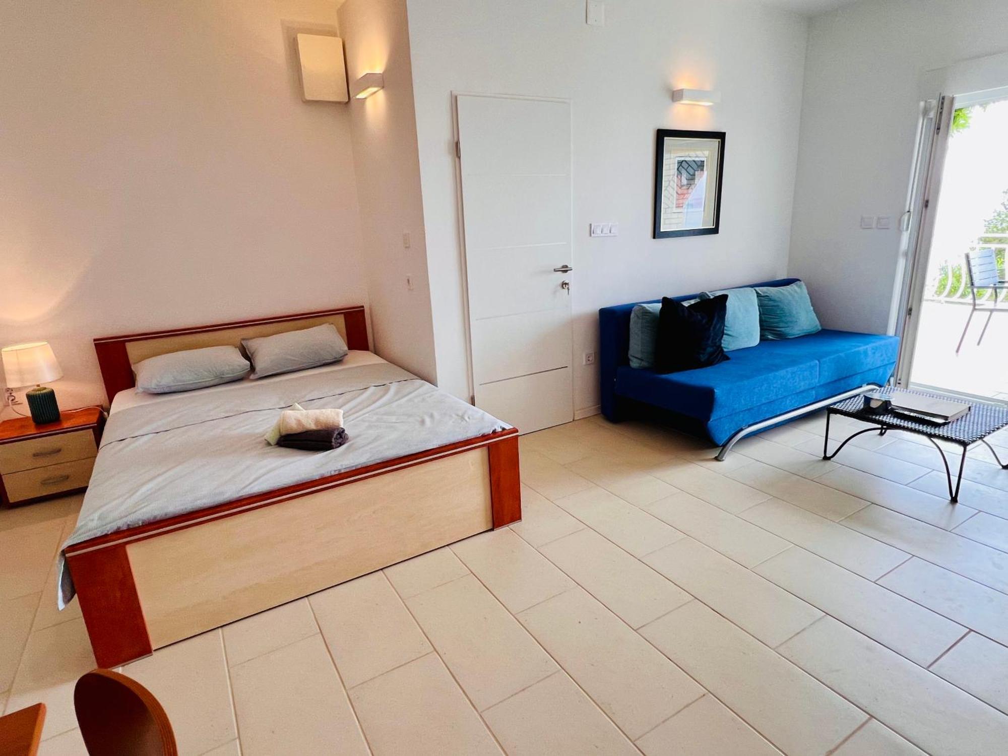 Apartment Sea Breeze