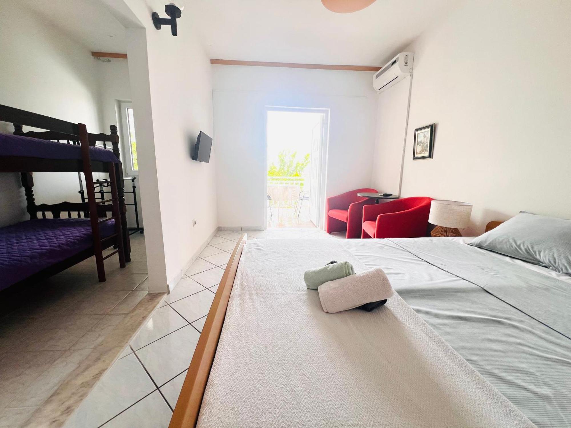 Apartment Sea Breeze Starigrad Paklenica